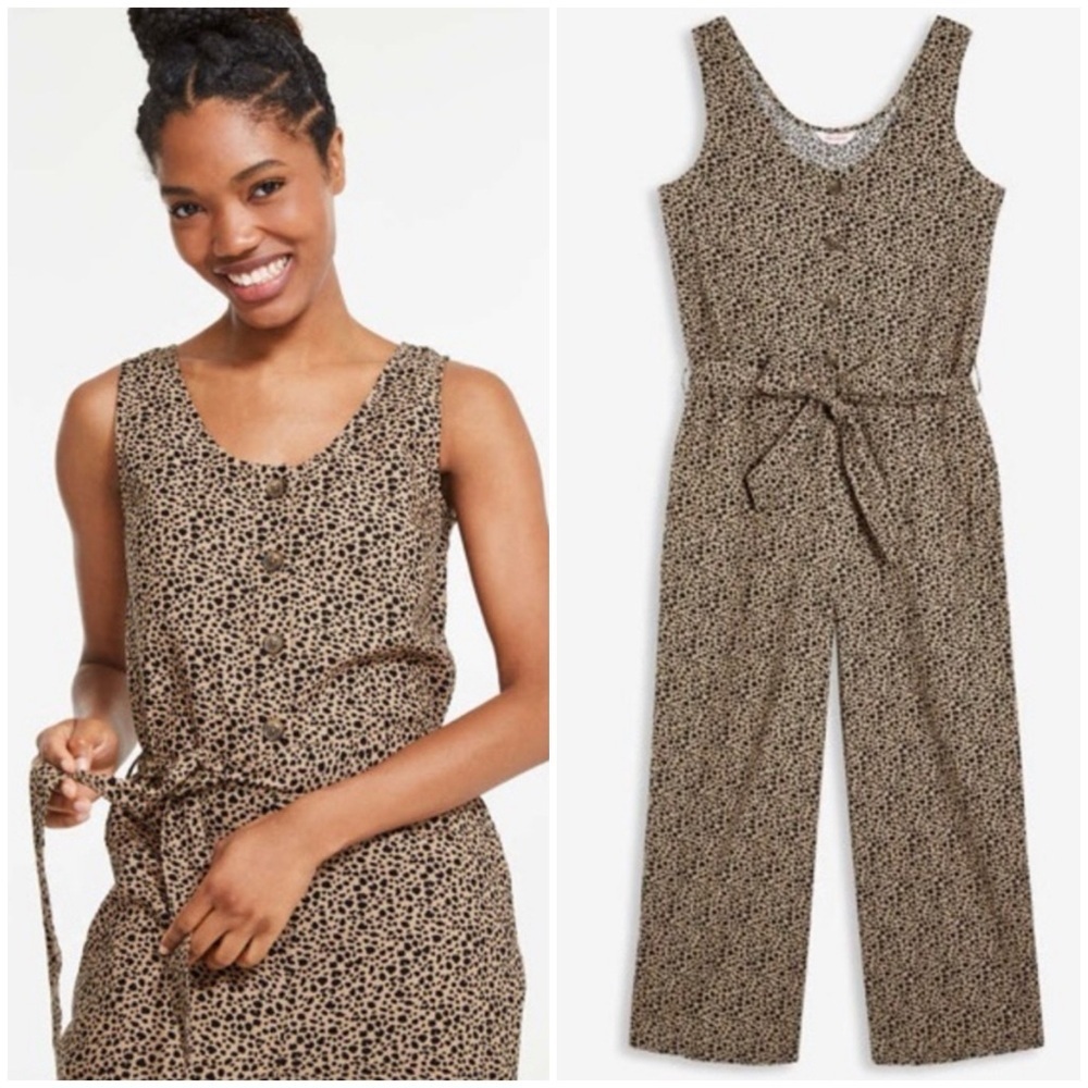 Joe Fresh - Leopard Print Sleeveless Jumpsuit with matching belt. Size: XS